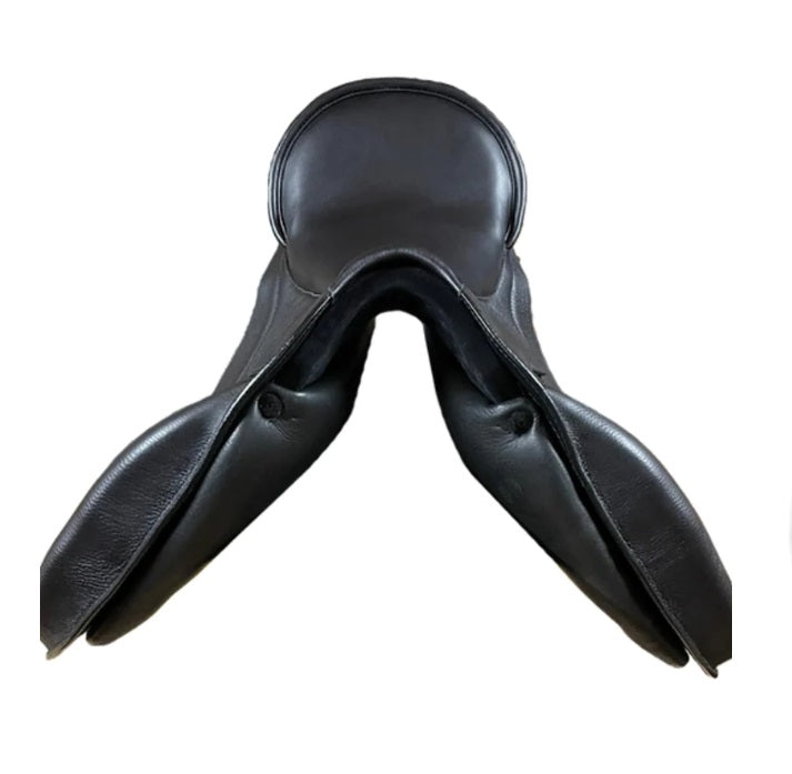 DP Saddlery Majestro Dressage Saddle 6671 S2