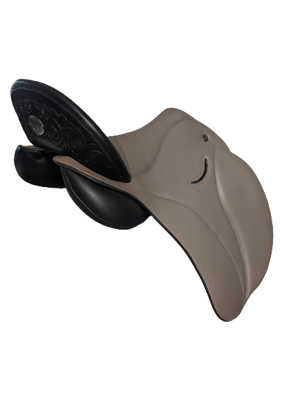 DP Saddlery Majestro Dressage Saddle 7462 S2