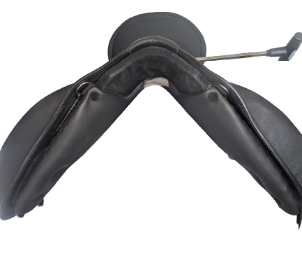 DP Saddlery Majestro Dressage Saddle 7859 S2 DEMO
