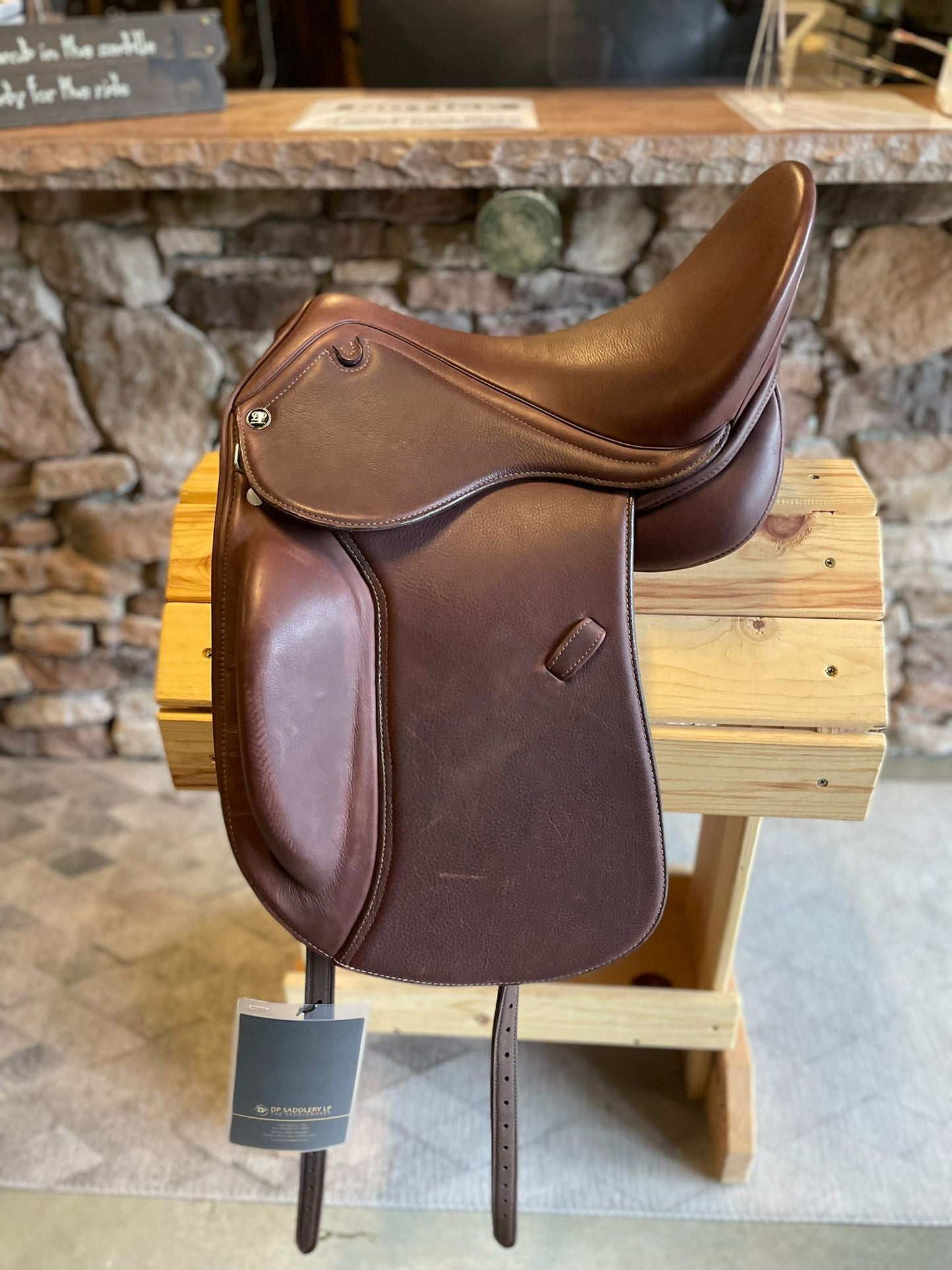 DP Saddlery Libra Dressage 5153 17.5 in