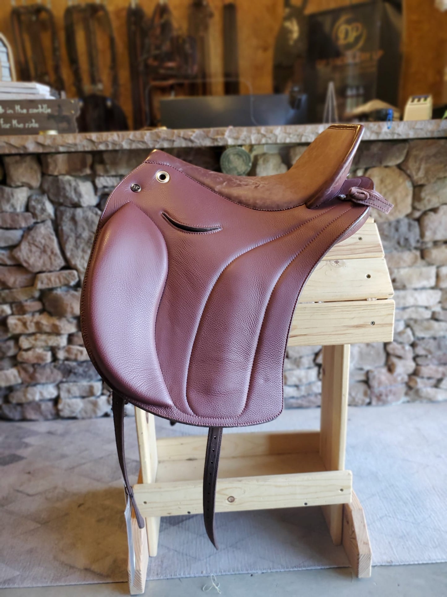DP Saddlery Majestro Saddle 5550 S3