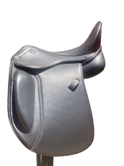DP Saddlery Libra Dressage 5786 17.5 in