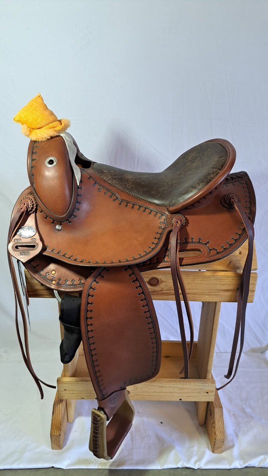 DP Saddlery Flex Fit Old Style 7093 16in