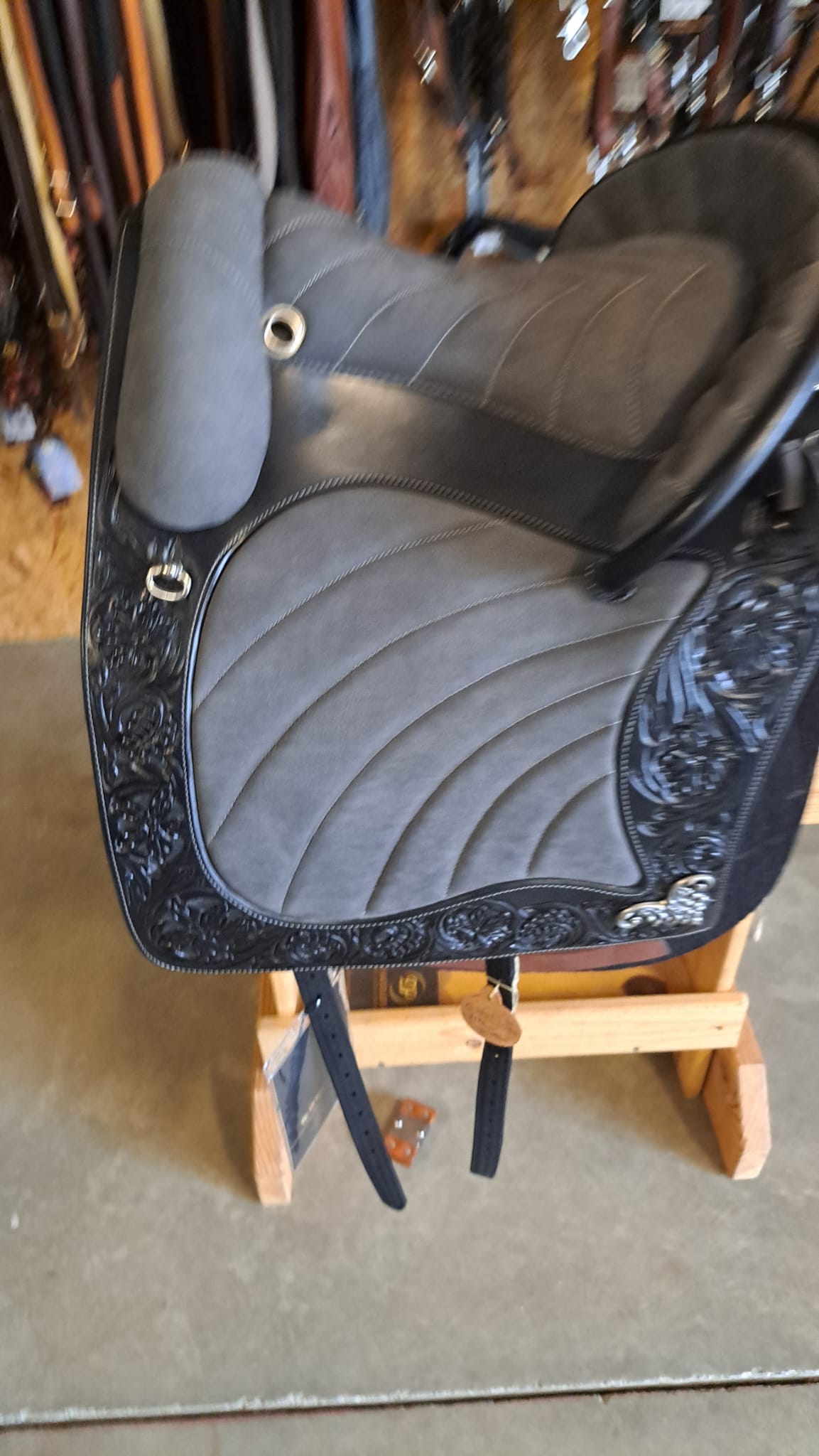 DP Saddlery Espera Saddle 7627 S2