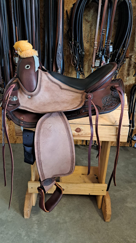 DP Saddlery Flex Fit Old Style 7641 16in