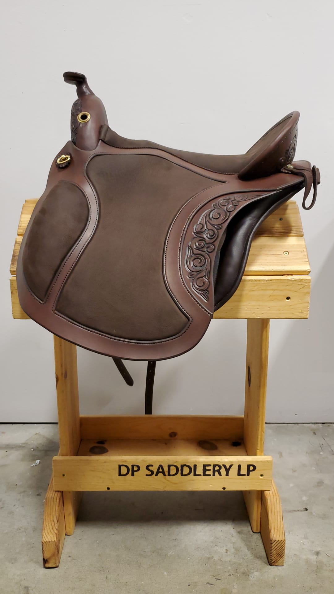 DP Saddlery El Campo Western Decor Shorty 8199 S2