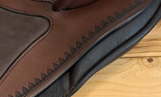 DP Saddlery Flex Fit Canyon 7092 16 in