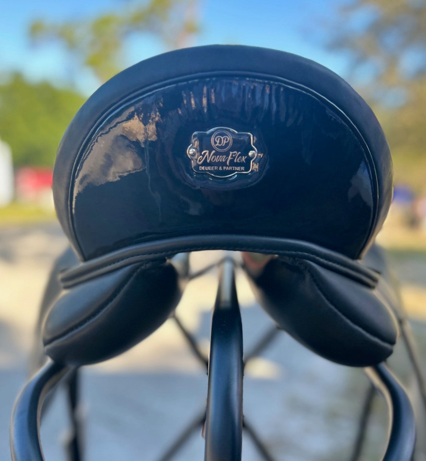 DP Saddlery Caprice Dressage 5401 18.5 in