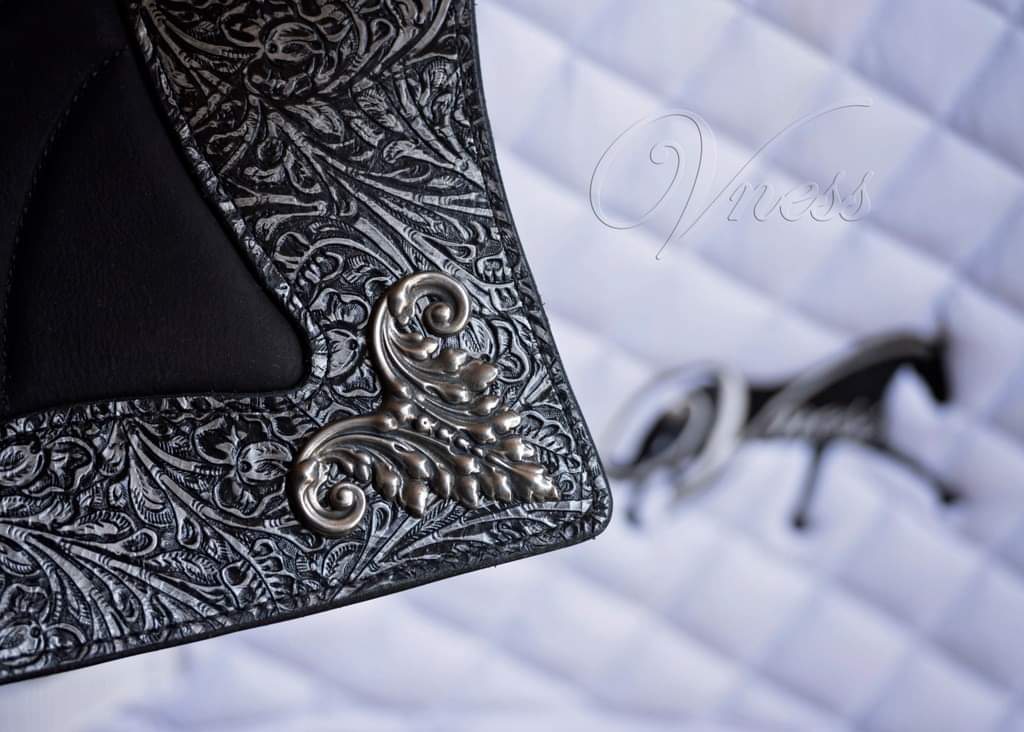 DP Saddlery Espera Saddle 8576 S2