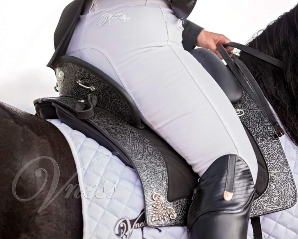 DP Saddlery Espera Saddle 8576 S2