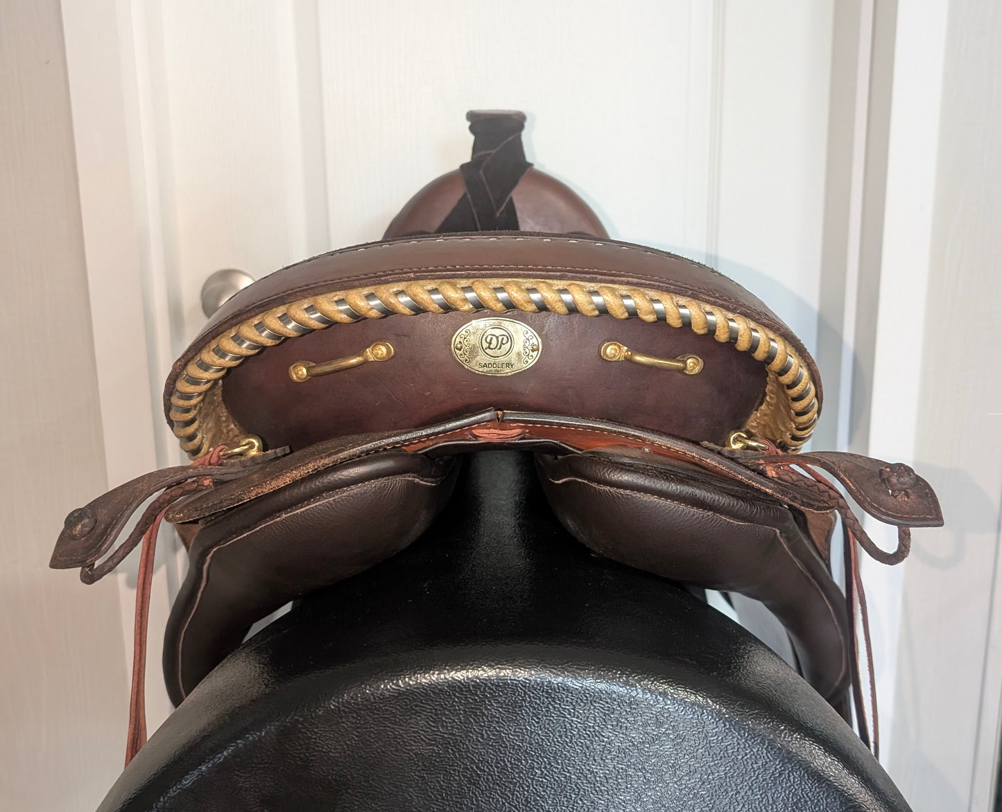 DP Saddlery El Campo Western Decor SKL 8601 S2 Used.