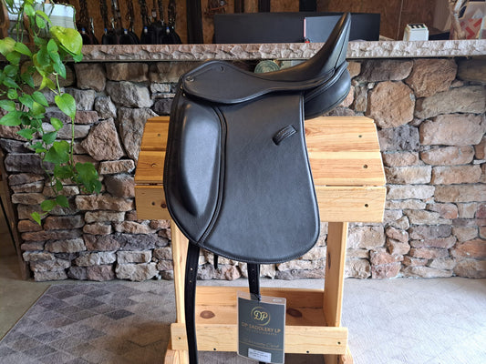 DP Saddlery Libra Dressage 5624 17.5 in