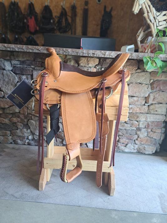 DP Saddlery Western Trail Rider 6131 16in