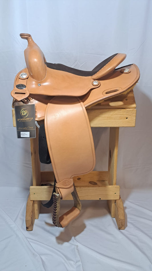 DP Saddlery Western Canyon 6736 15.5in