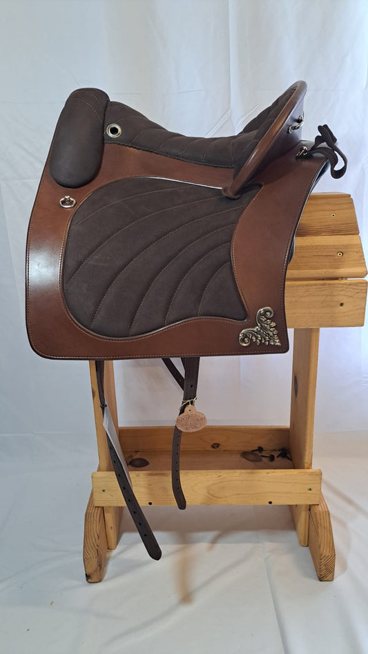 DP Saddlery Espera Saddle 6888 S1