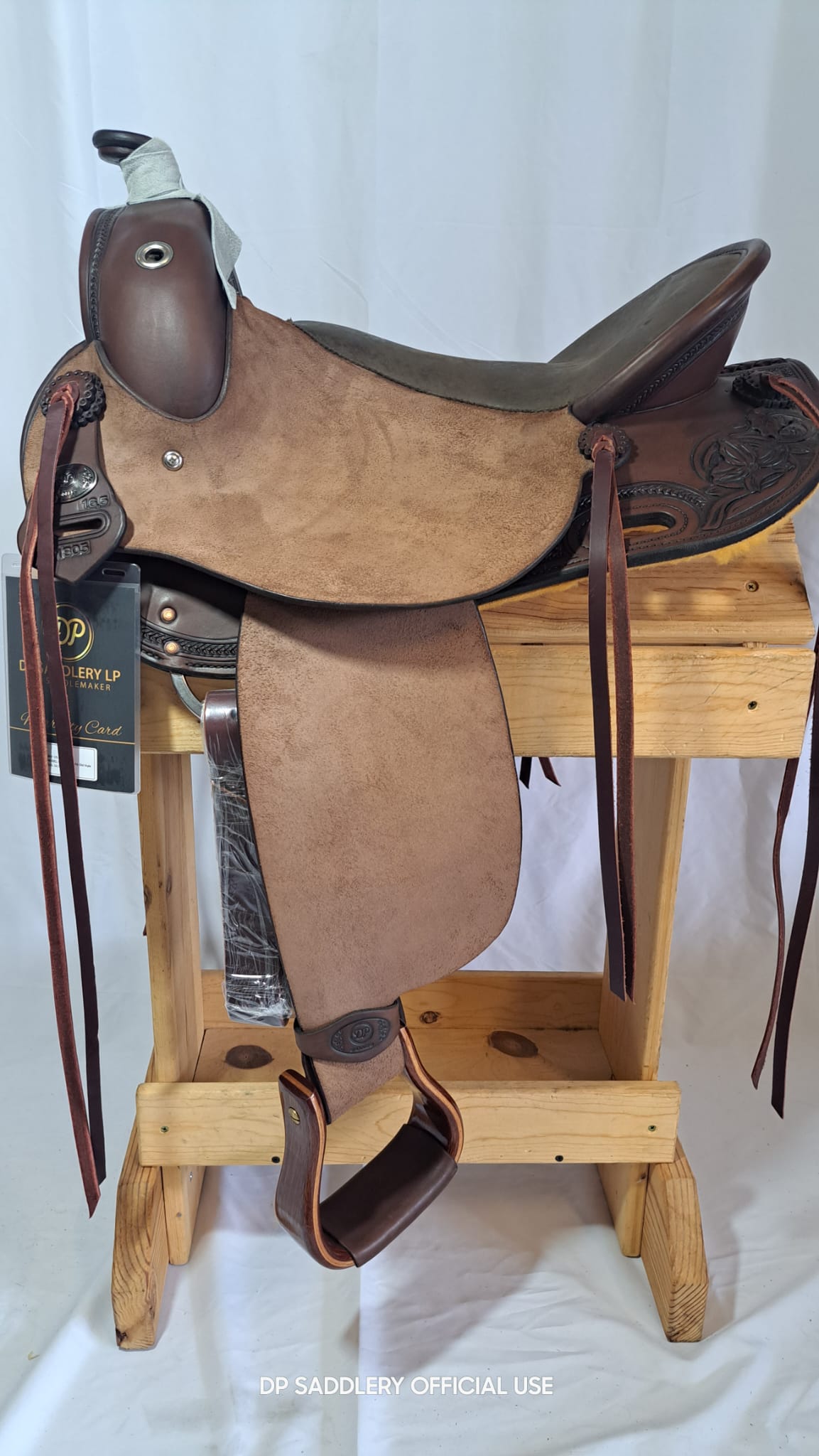 DP Saddlery Flex Fit Old Style 6845 16.5in