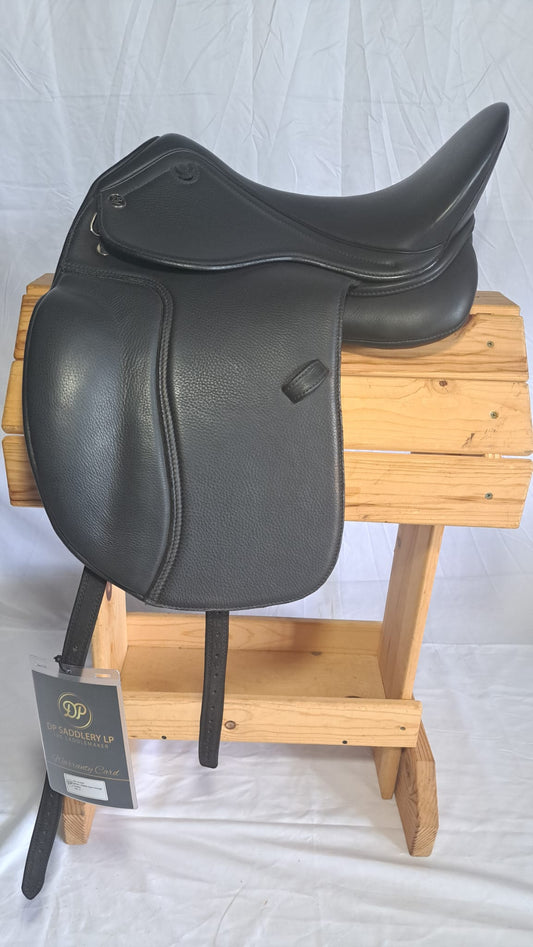 DP Saddlery Classic Dressage 6858 17 in