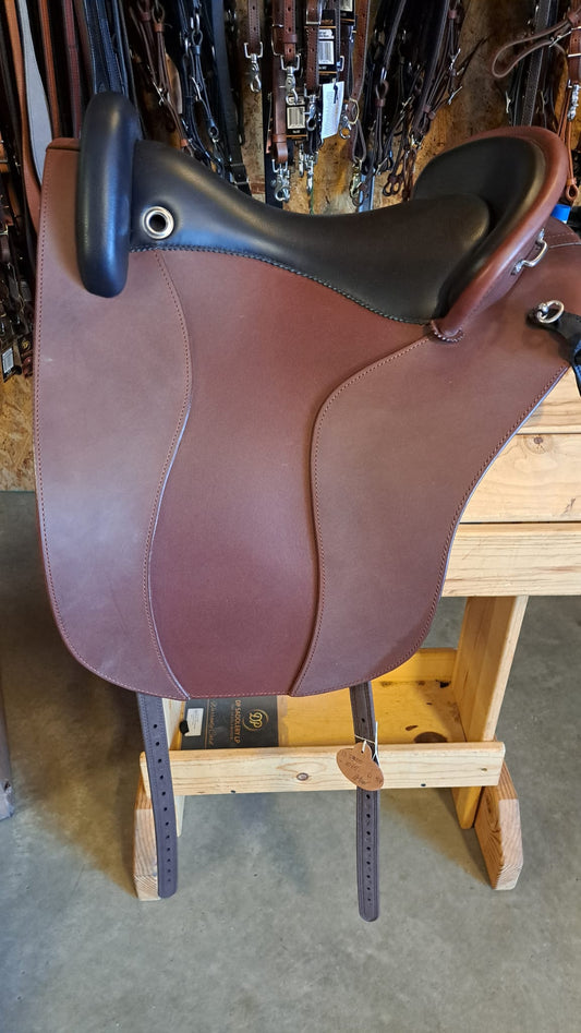 DP Saddlery Orleans 7300 S2