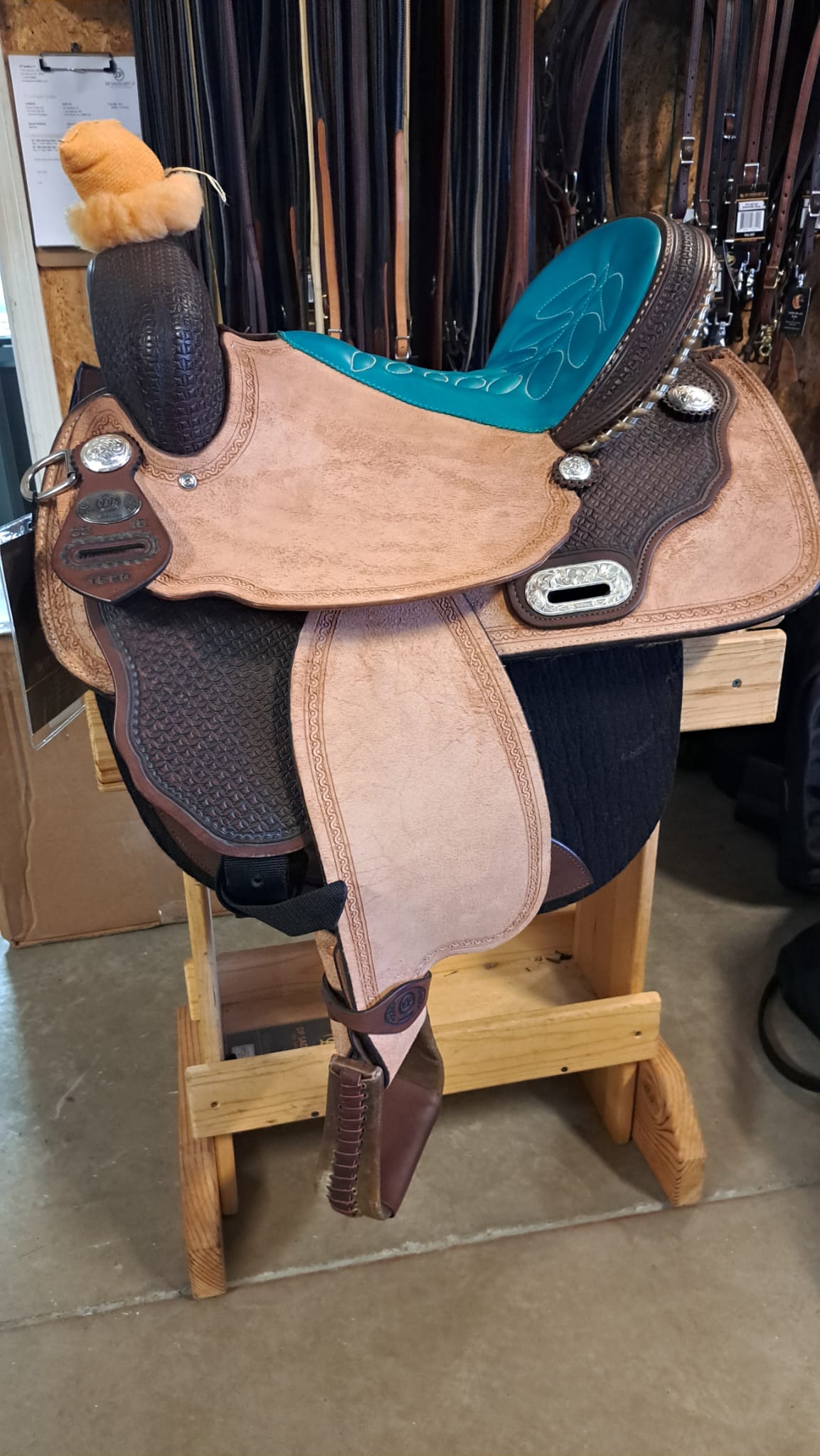 DP Saddlery Western Barrel Saddle 7439 15 in