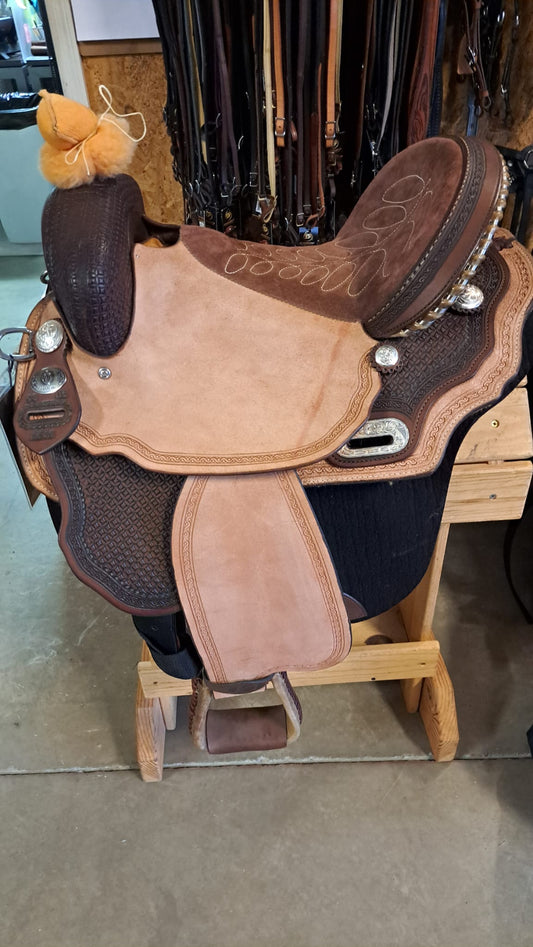 DP Saddlery Western Barrel Saddle 7440 15in