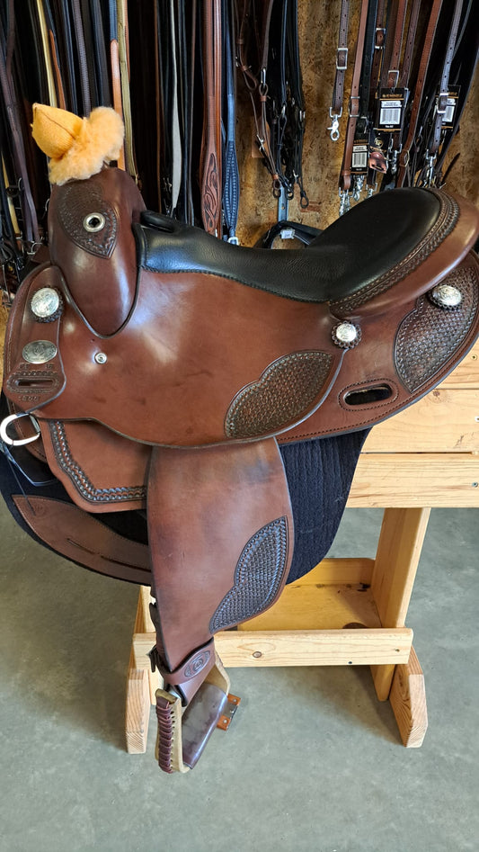 DP Saddlery Flex Fit Nevada 7544 16in