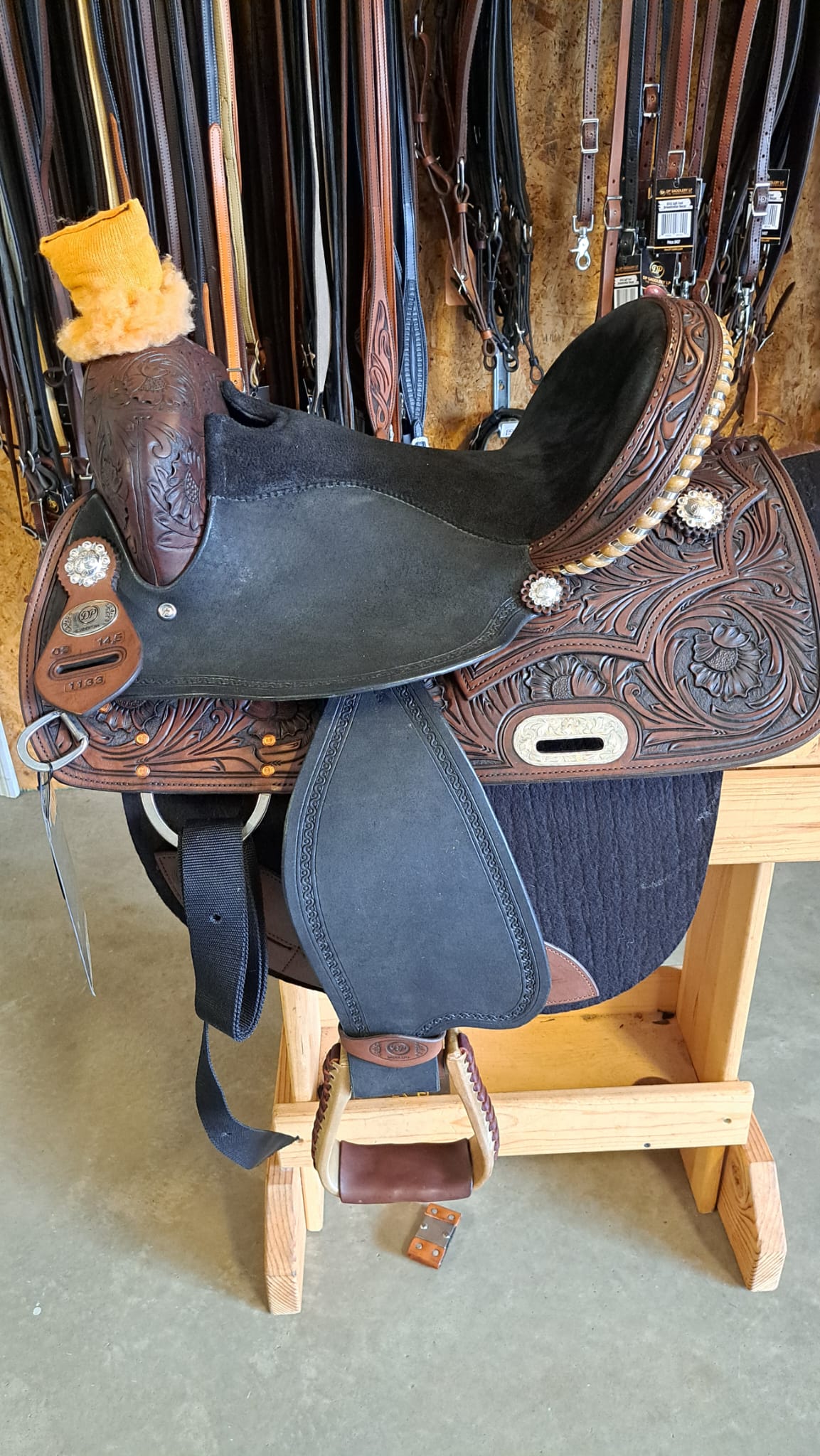 DP Saddlery Western Barrel Saddle 7548 14.5 in