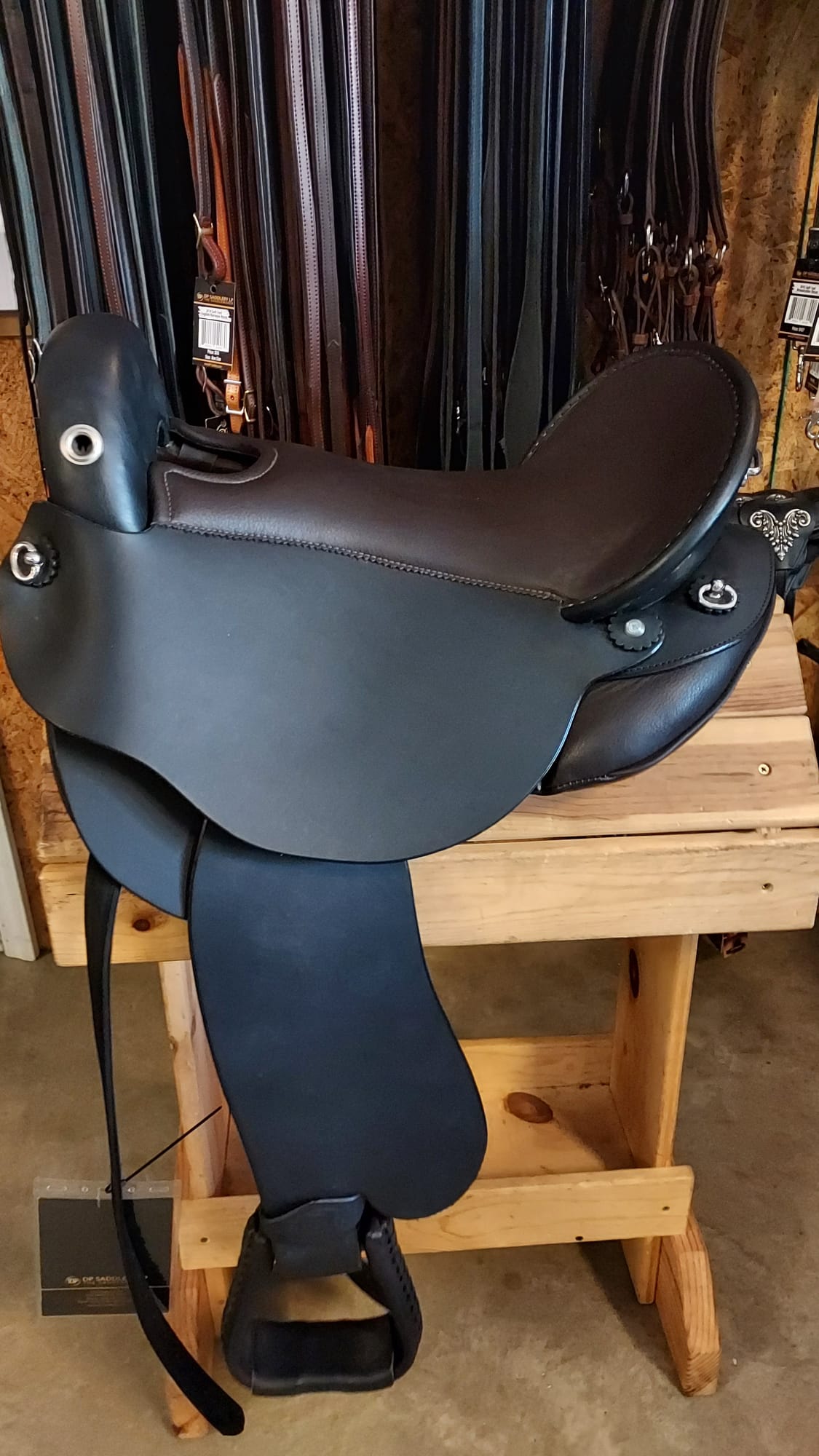 DP Saddlery Quantum Short and Light No Horn 7860 S3