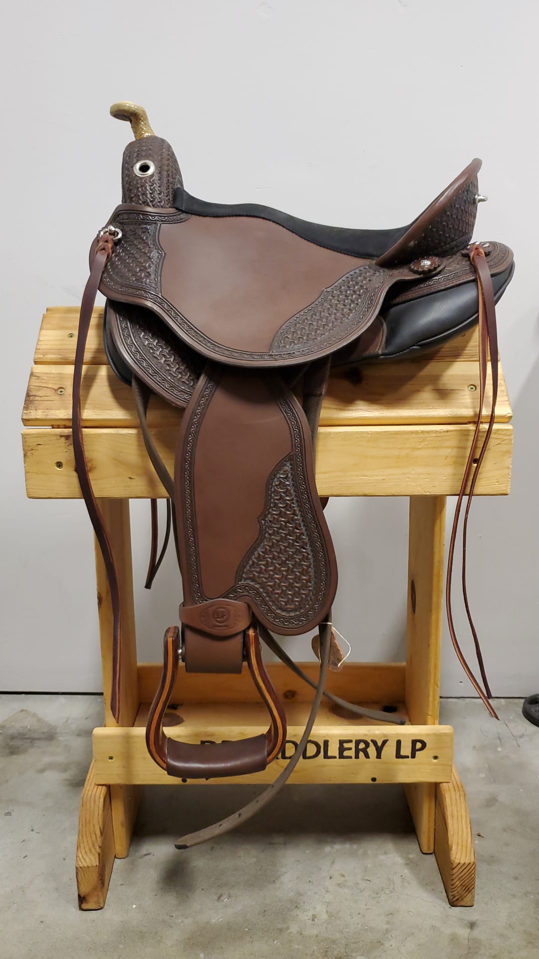 DP Saddlery Quantum Short and Light No Horn WD 8010 S1