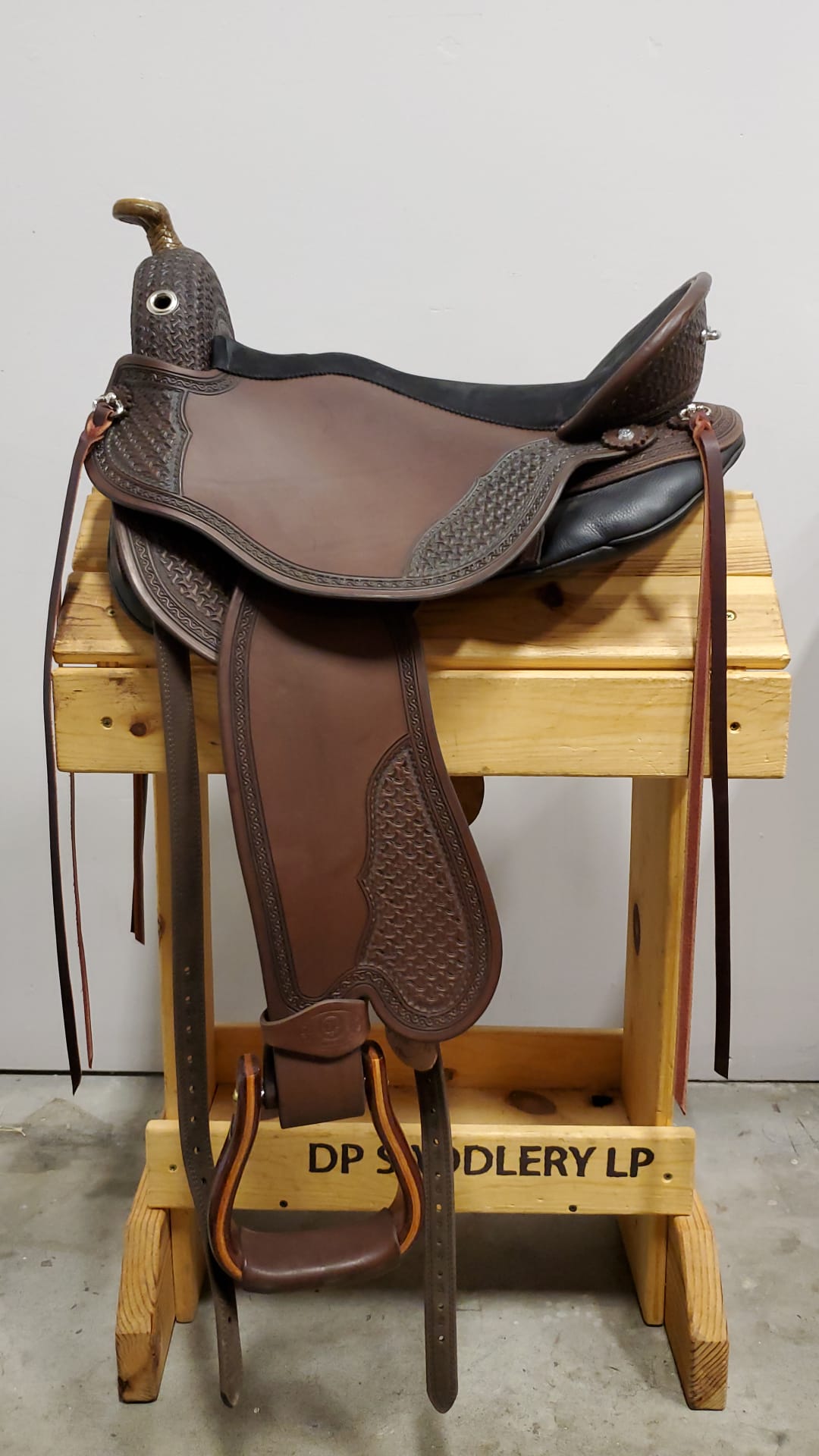 DP Saddlery Quantum Short and Light No Horn WD 8038 S3