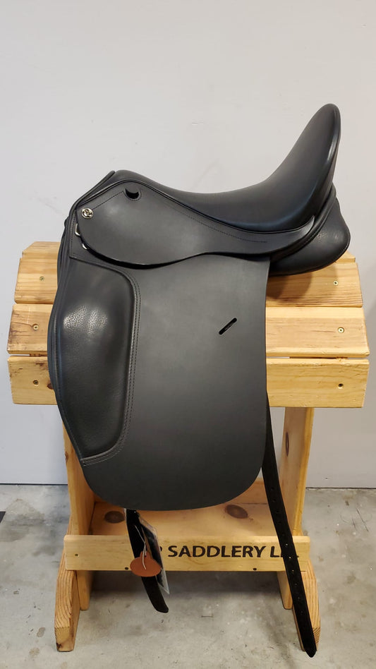 DP Saddlery Essence Dressage 8259 18 in