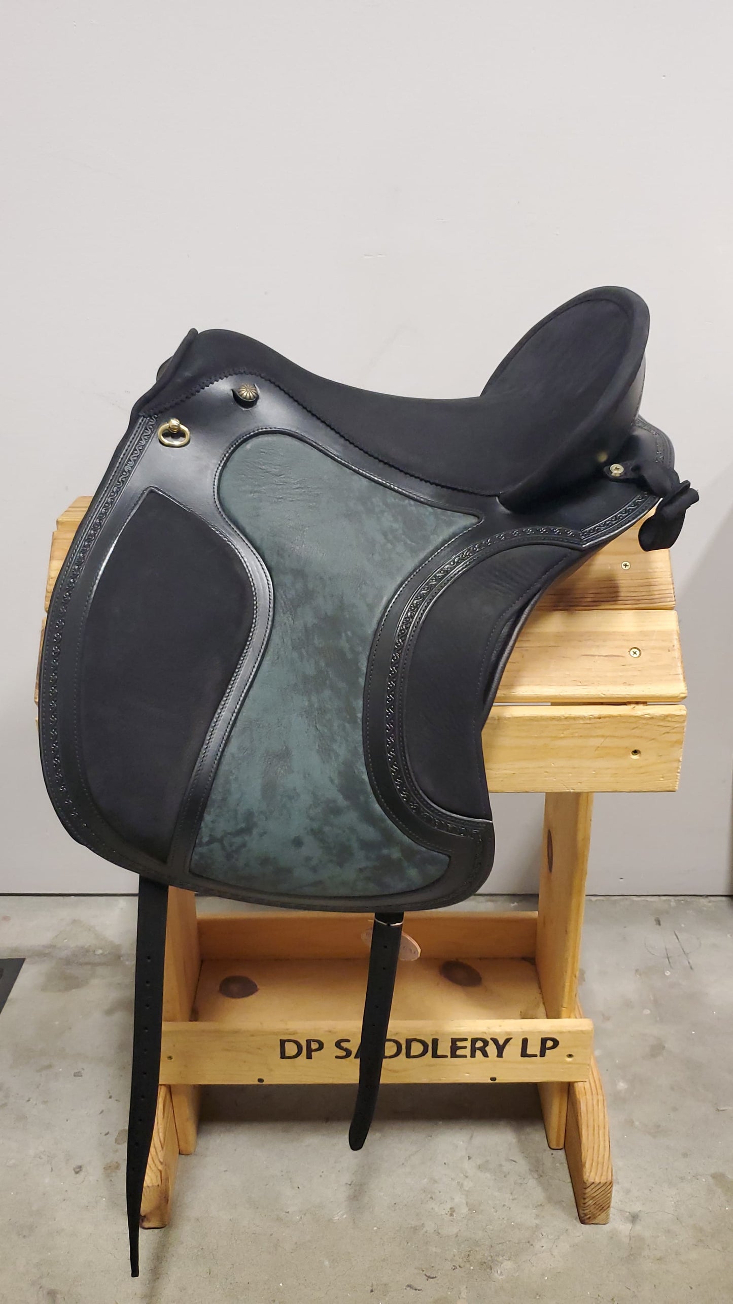 DP Saddlery El Campo Shorty SKL 8463 S2