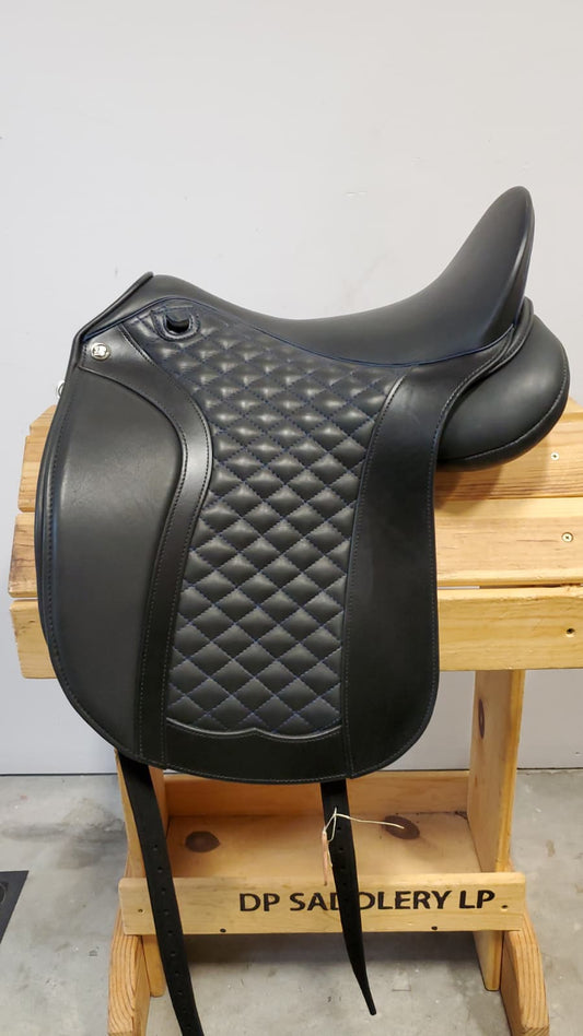 DP Saddlery Faro DL Dressage 8676 18 in