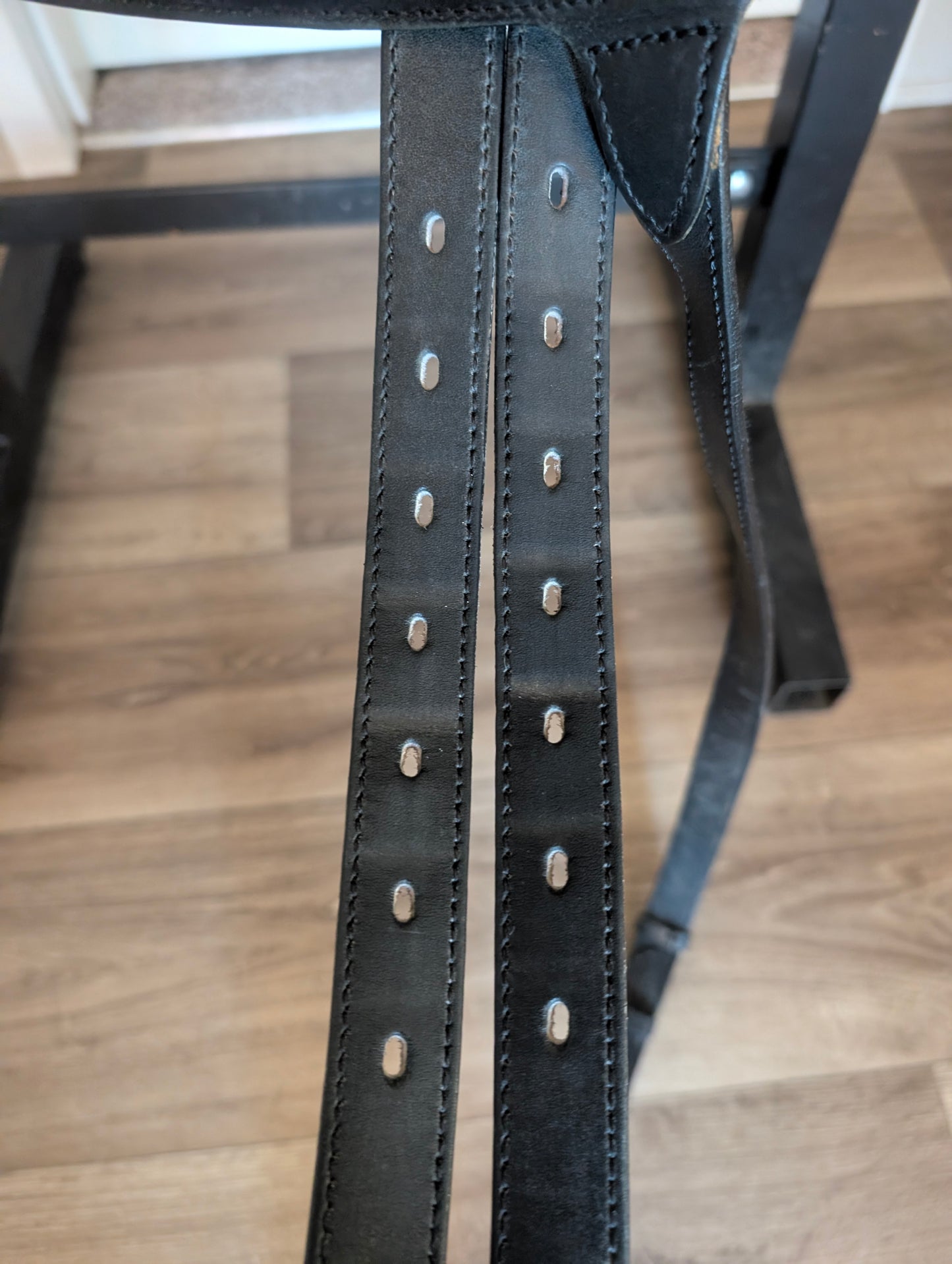 Demo Bates Isabell 16.5in 42cm