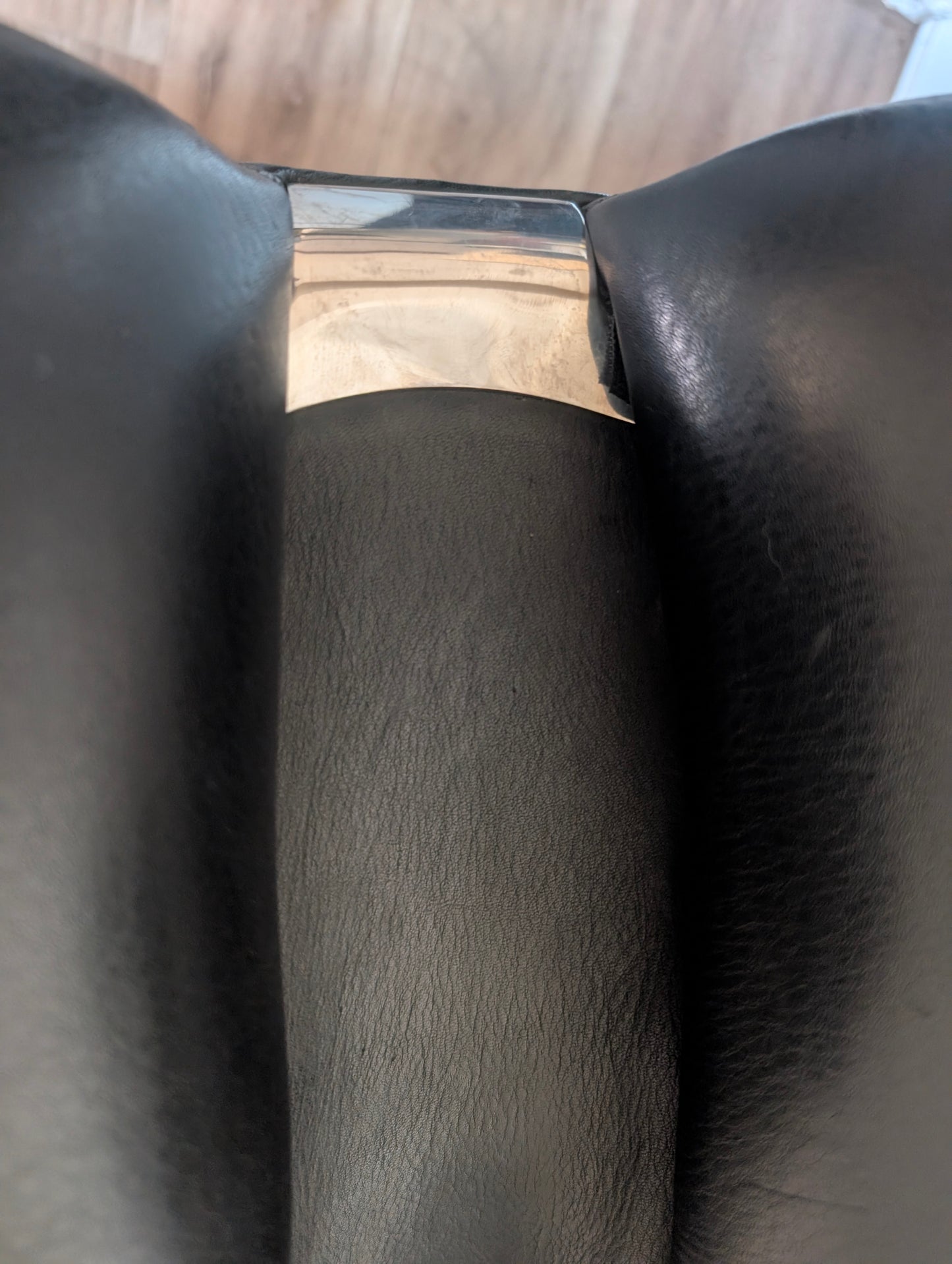 Demo Bates Isabell 16.5in 42cm