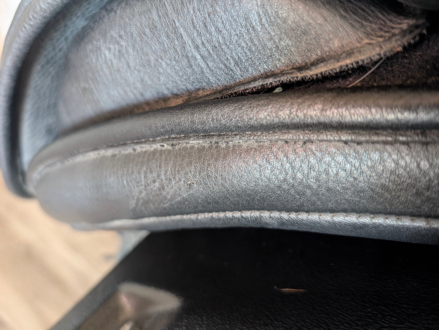 Demo Bates Isabell 16.5in 42cm